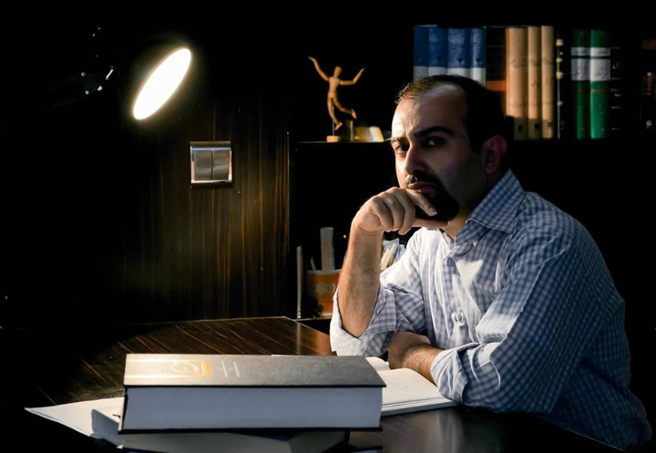 رمانم را با هدف روشن‌کردن نکات مغفول تاریخی نوشتم