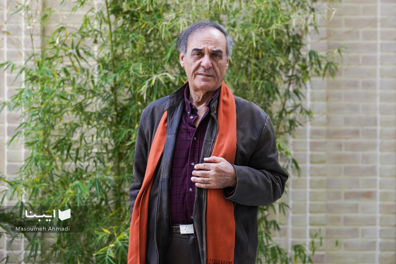 فرهنگ و هنر ایران هیچگاه در هجوم دشمنان شکست نخورده است/ مترجمان جوان تئاتر سبک نویسندگان را نمیشناسند