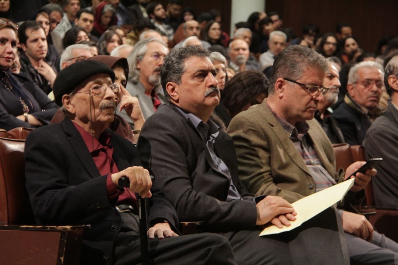 برای عبدالحسین زرینکوب، ایران یاد مدام بود