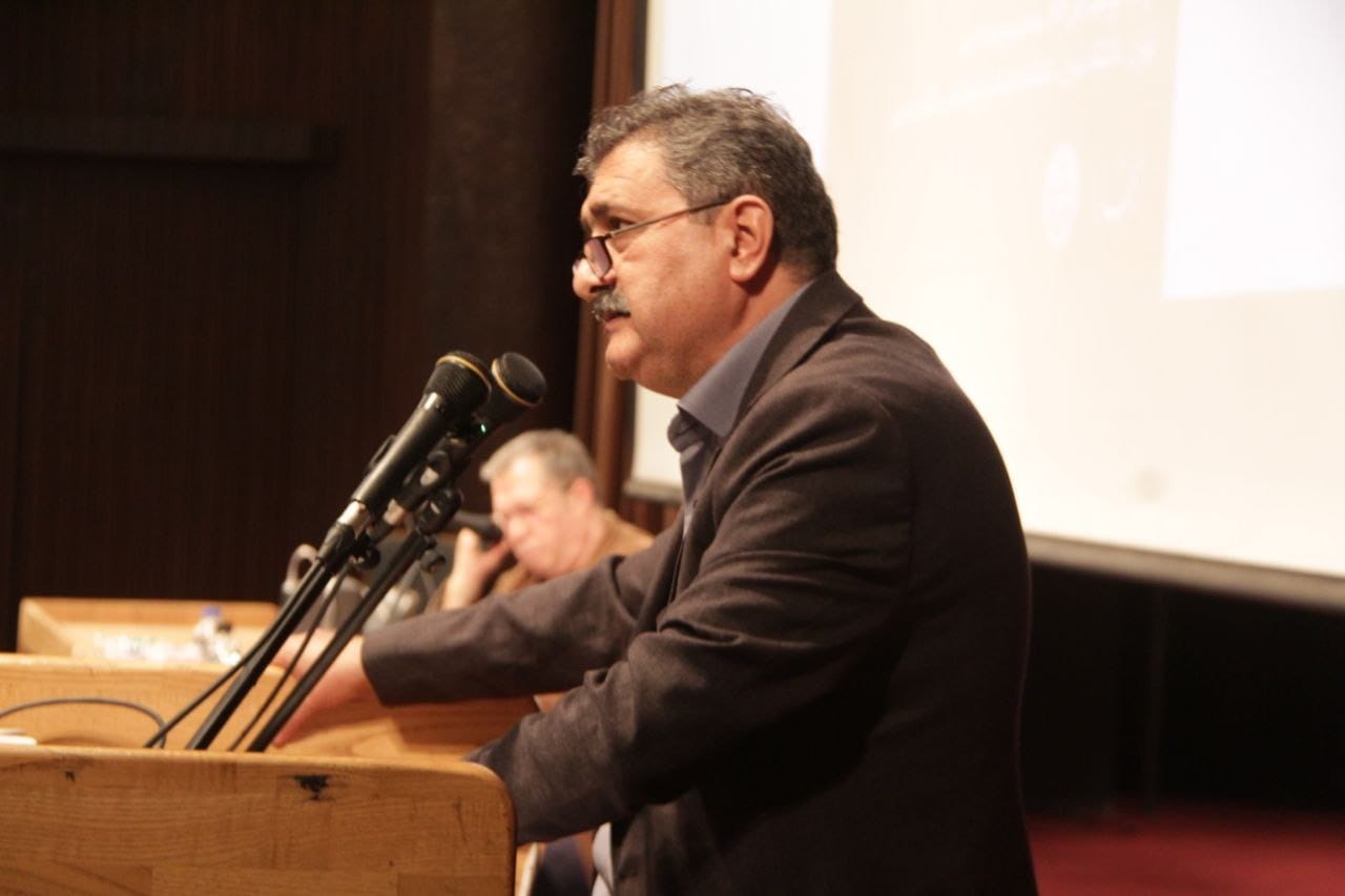 برای عبدالحسین زرینکوب، ایران یاد مدام بود