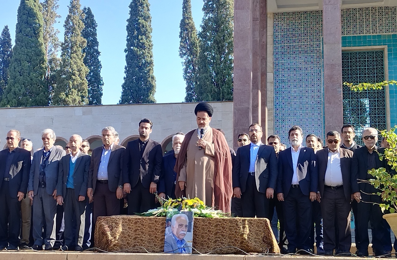 ابوالقاسم فقیری در «شاهداعی الله» آرام گرفت