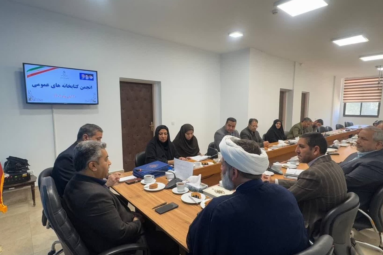 از انجمن شعر و ادب قطب تربتحیدریه تا برگزاری محفل ادبی چشمه در گلبهار