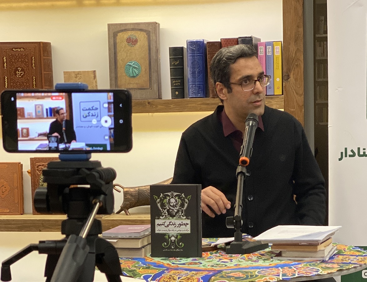 مروجانی که بدون حمایت، چراغ محافل کتابخوانی مشهد را روشن نگه داشته‌اند