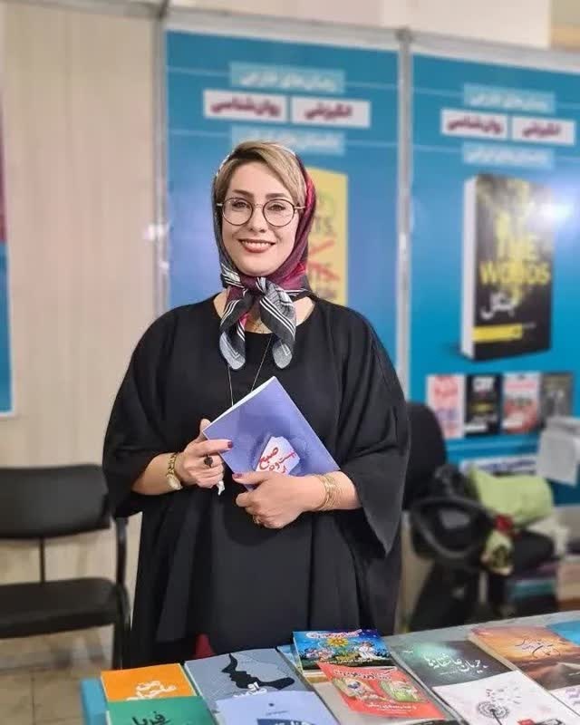 حلقه‌های ادبی در اصفهان کم‌رنگ شده‌اند/ نقش مخرب نشر بازاری