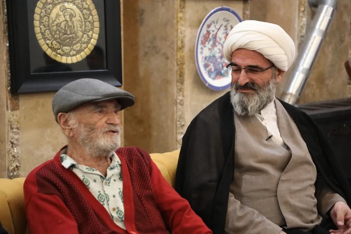 قدردانی از «فرهنگ شکوهی» چهره ماندگار عرصه کتاب استان سمنان