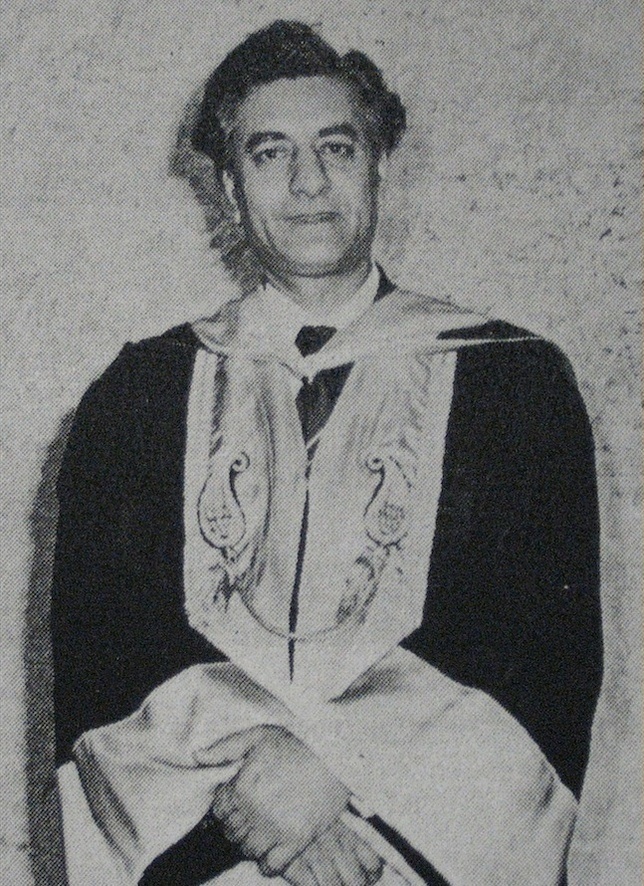 یک ایرانی اصیل و وطن‌دوست