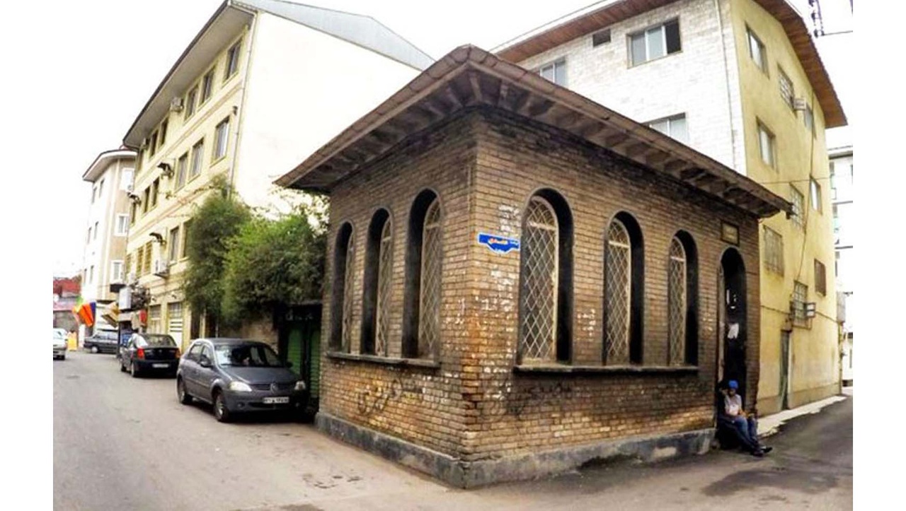 یک ایرانی اصیل و وطن‌دوست