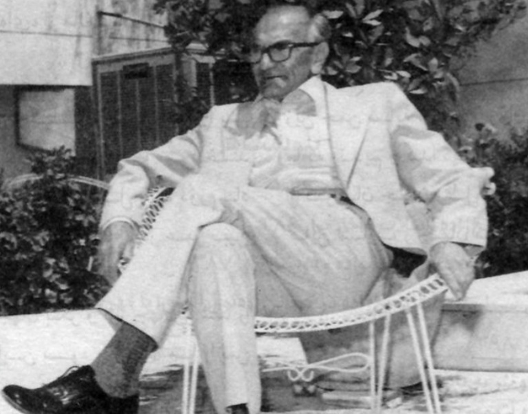 یک ایرانی اصیل و وطن‌دوست