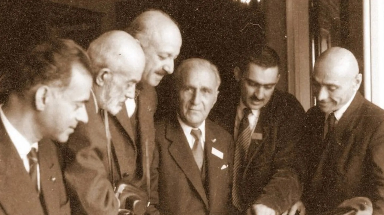 یک ایرانی اصیل و وطن‌دوست