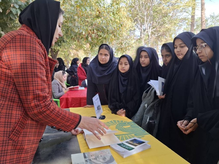 گناباد میزبان «یک باغ، صد کتاب» شد