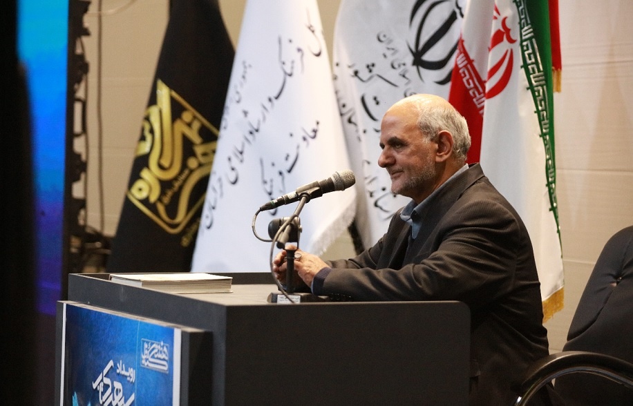 رسانه‌ها در هفته کتاب نویسندگان مهجور را معرفی کنند/ پیشگامی خراسان رضوی در حوزه نشر مکتوب