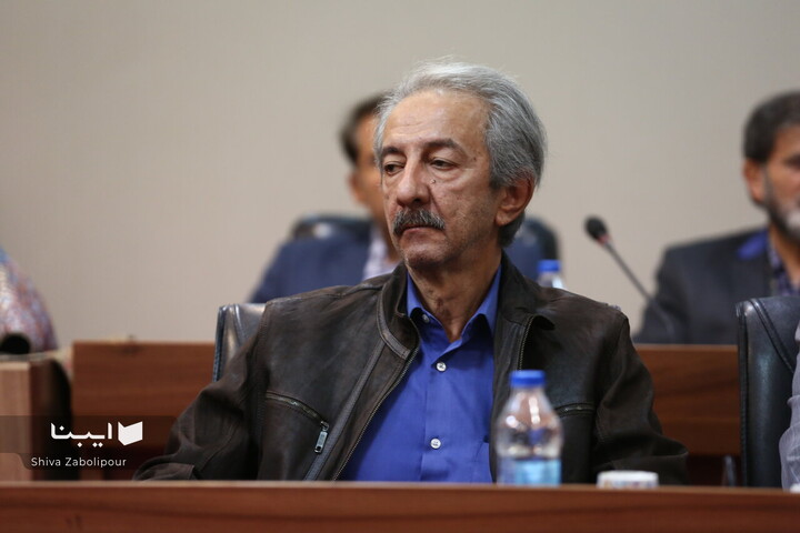 دیدار شاعران و نویسندگان با وزیر فرهنگ و ارشاد اسلامی