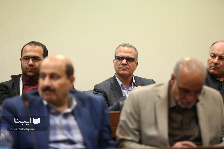 دیدار شاعران و نویسندگان با وزیر فرهنگ و ارشاد اسلامی