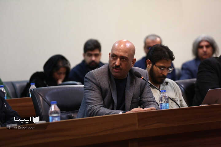 دیدار شاعران و نویسندگان با وزیر فرهنگ و ارشاد اسلامی