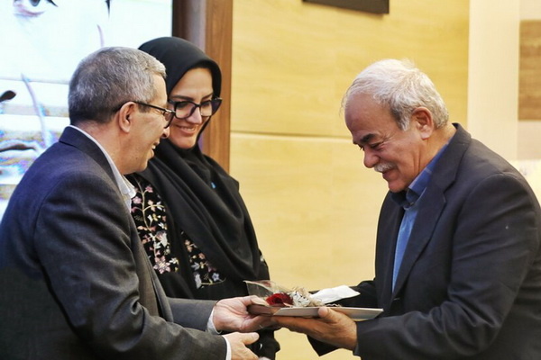 آیین بزرگداشت بنیانگذاران کتابخانه ملی تبریز برگزار شد/ جمعآوری ۶ هزارجلد کتاب نفیس توسط برادران نخجوانی