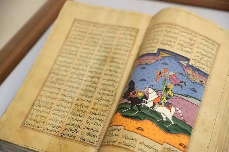 اوستا سرچشمه‌های ایرانیت