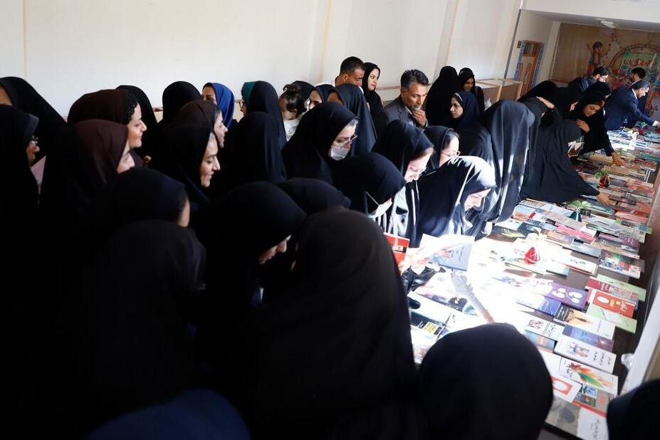 ۱۵ دقیقه مطالعه جمعی در سکوت مطلق/ اجرای نخستین «مهمانی کتاب» کشور در سیستان و بلوچستان