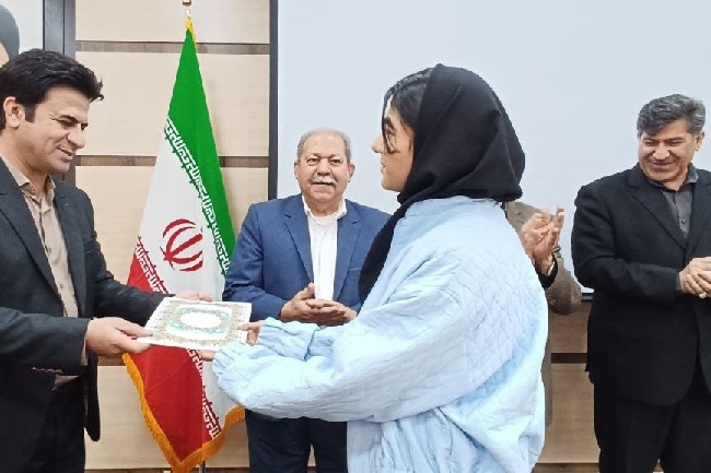 راه‌حل ریشه‌ای برای کاهش معضلات اجتماعی، کتاب و کتابخوانی است