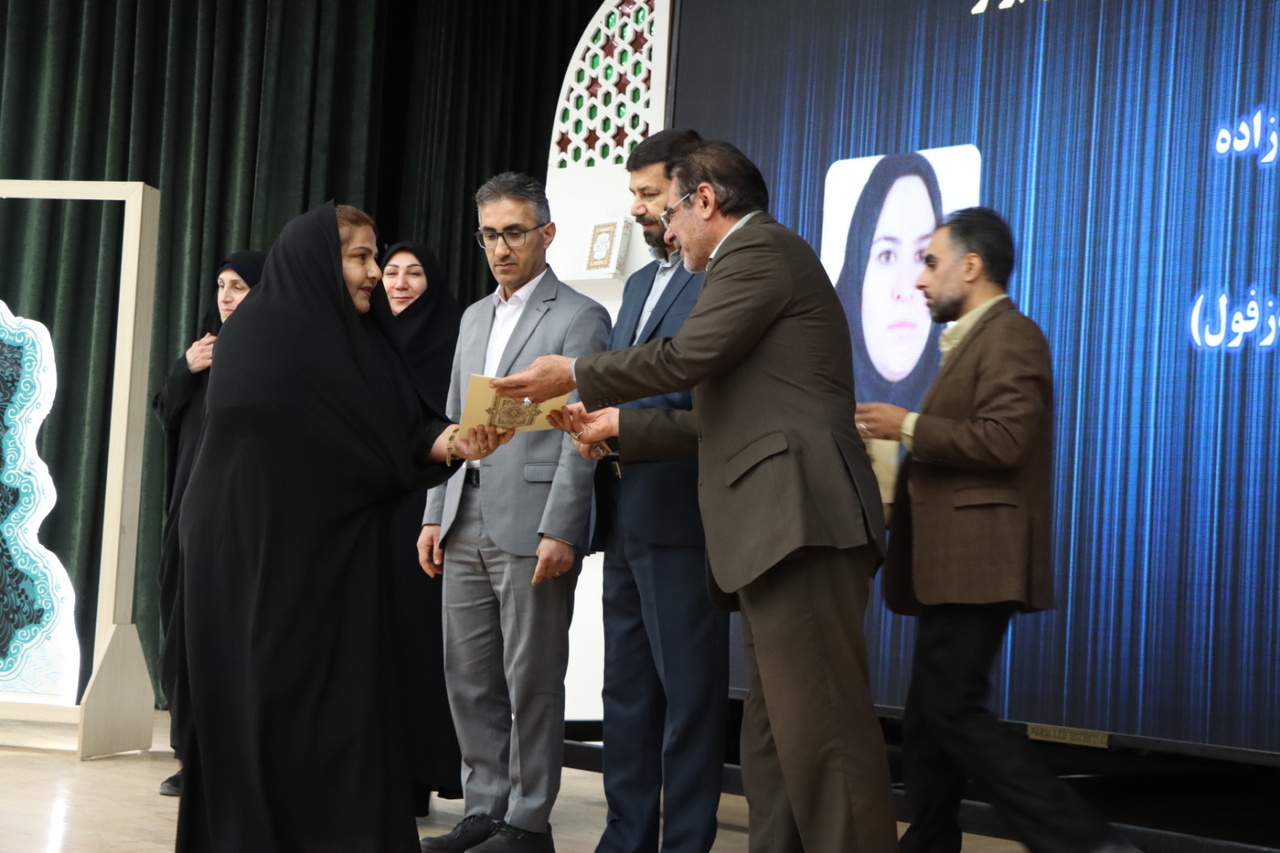 توسعه فرهنگی بدون کتاب و اندیشه مکتوب ممکن نیست