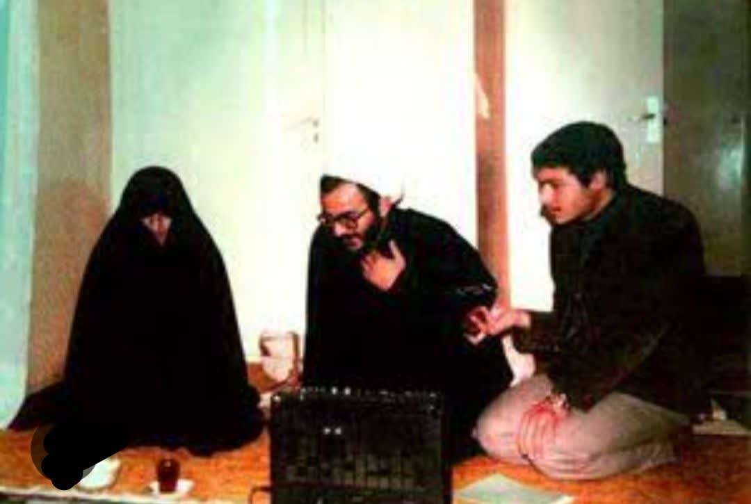 روایت شهدایی که برای آگاهی ایران قلم زدند