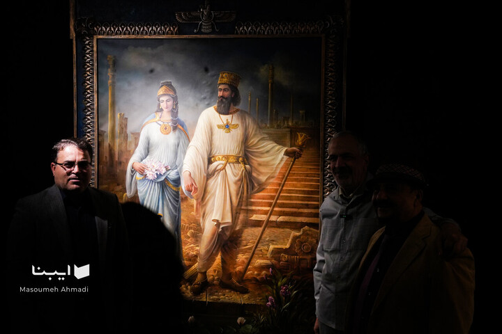 کتابگردی در شهر با احمد مسجد‌جامعی