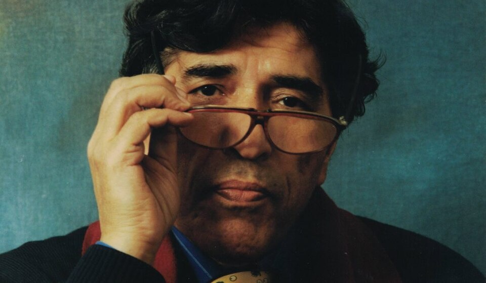 خاک؛ منظومه‌ای در ۸۰ صفحه اثر م. ع. سپانلو