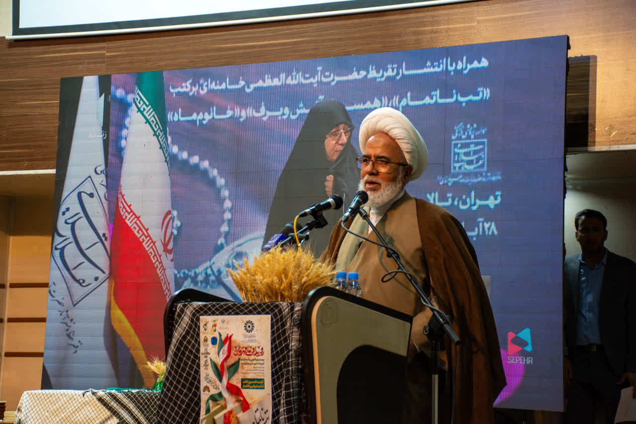 نویسندگی کاری پرزحمت و تخصصی/تأثیر کتابِ مناسب بر سرنوشت جوانان