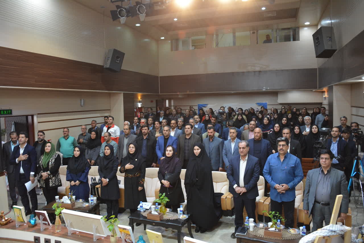 نویسندگی کاری پرزحمت و تخصصی/تأثیر کتابِ مناسب بر سرنوشت جوانان