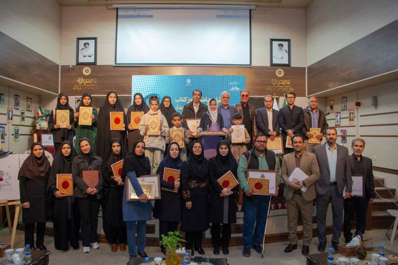 نویسندگی کاری پرزحمت و تخصصی/تأثیر کتابِ مناسب بر سرنوشت جوانان