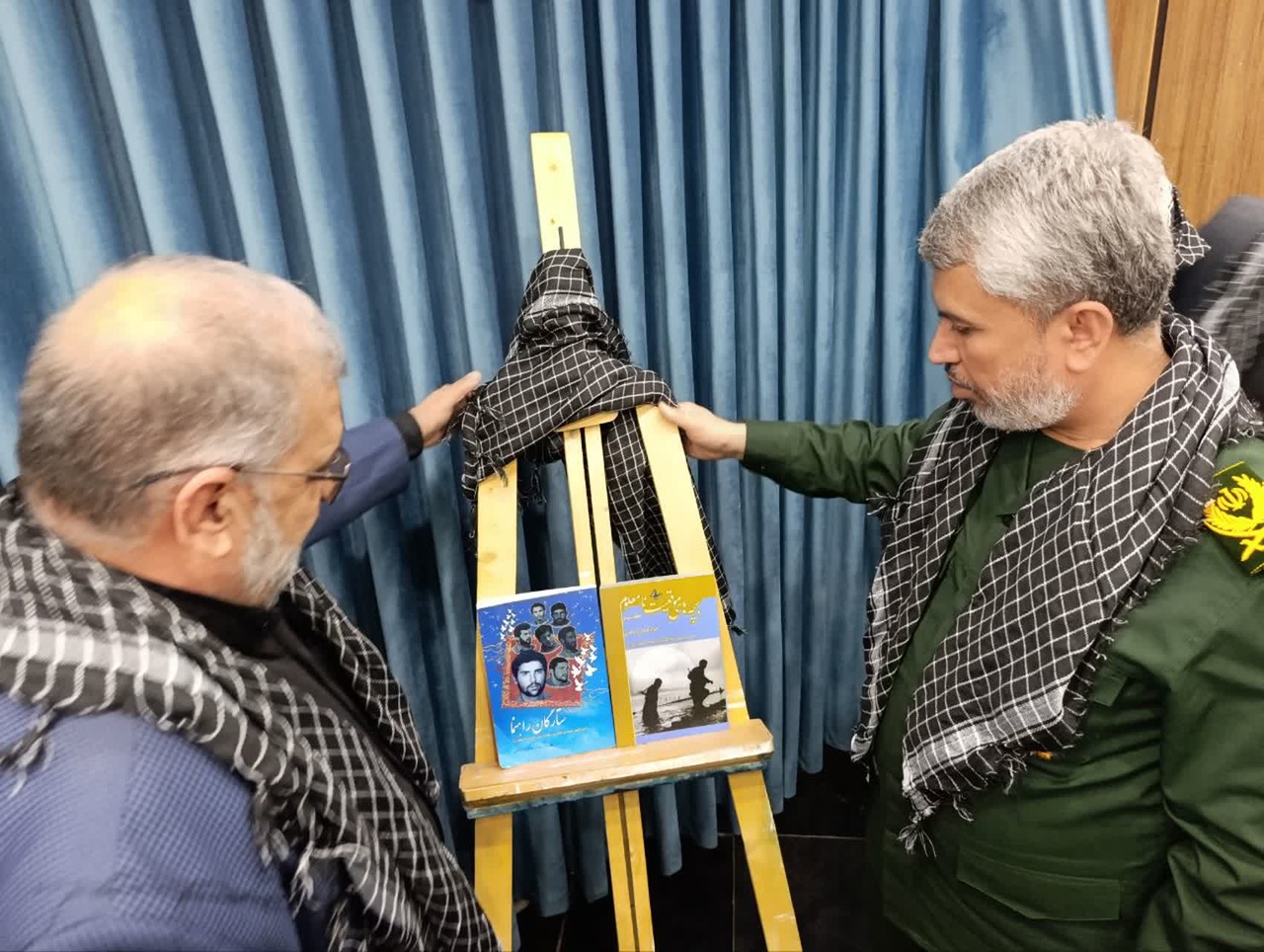 رونماییِ جلد سوم کتاب «بچههای موقعیت نامعلوم»/ تجلیل از کتابداران و فعالان کتابخوانی در یزد