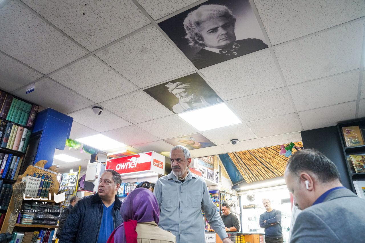 کتاب؛ حلقه وصل است/کتابگردی ۱۴۰۴