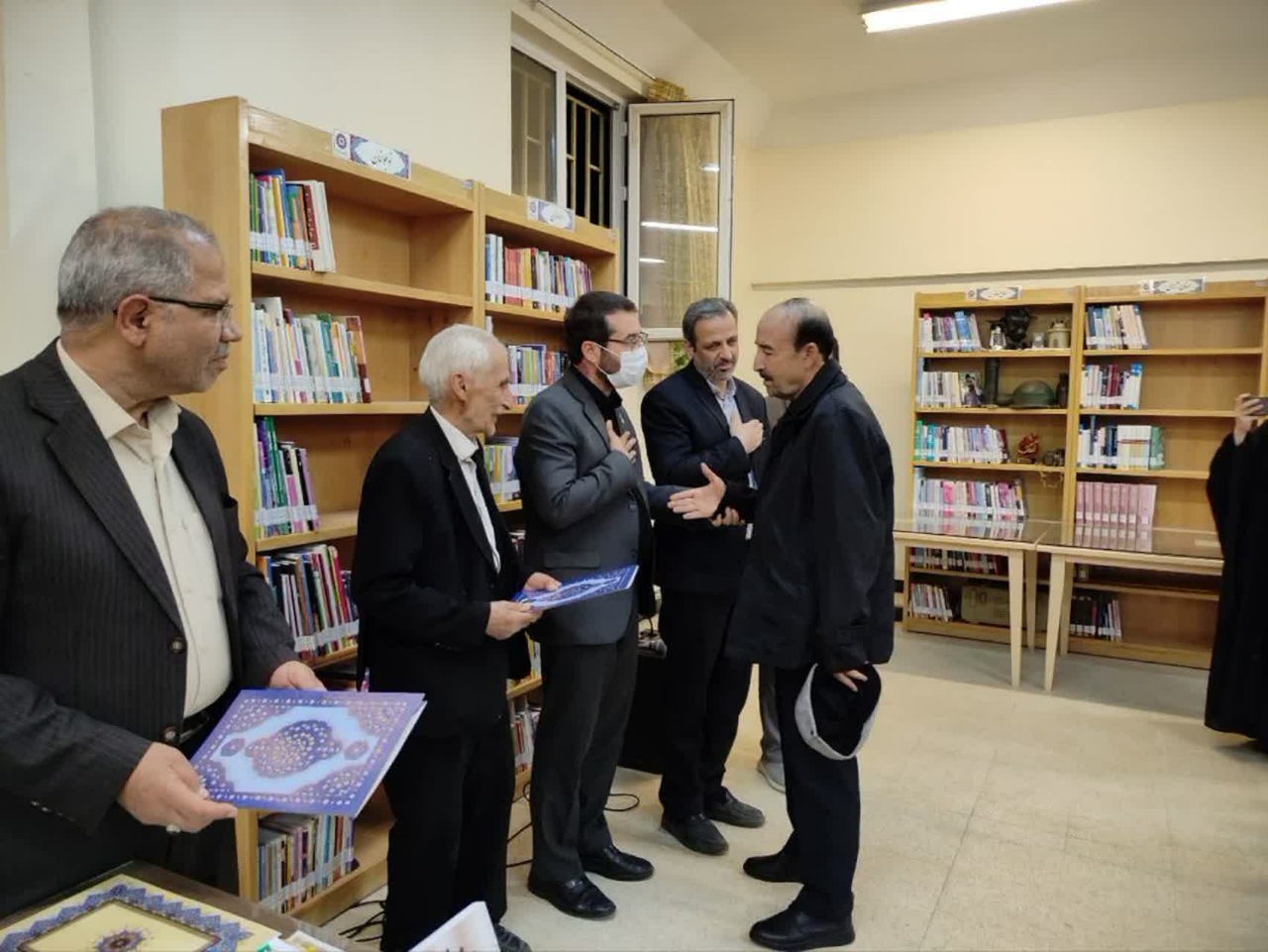 «فرهنگ عامیانه مردمان شهرستان ملایر» کتاب سال ملایر شد