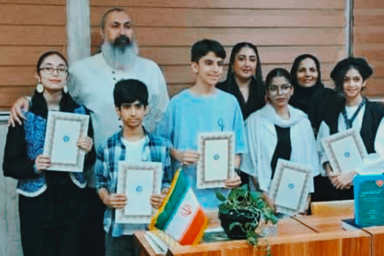 هشت مولف کودک و نوجوان هرمزگان تجلیل شدند