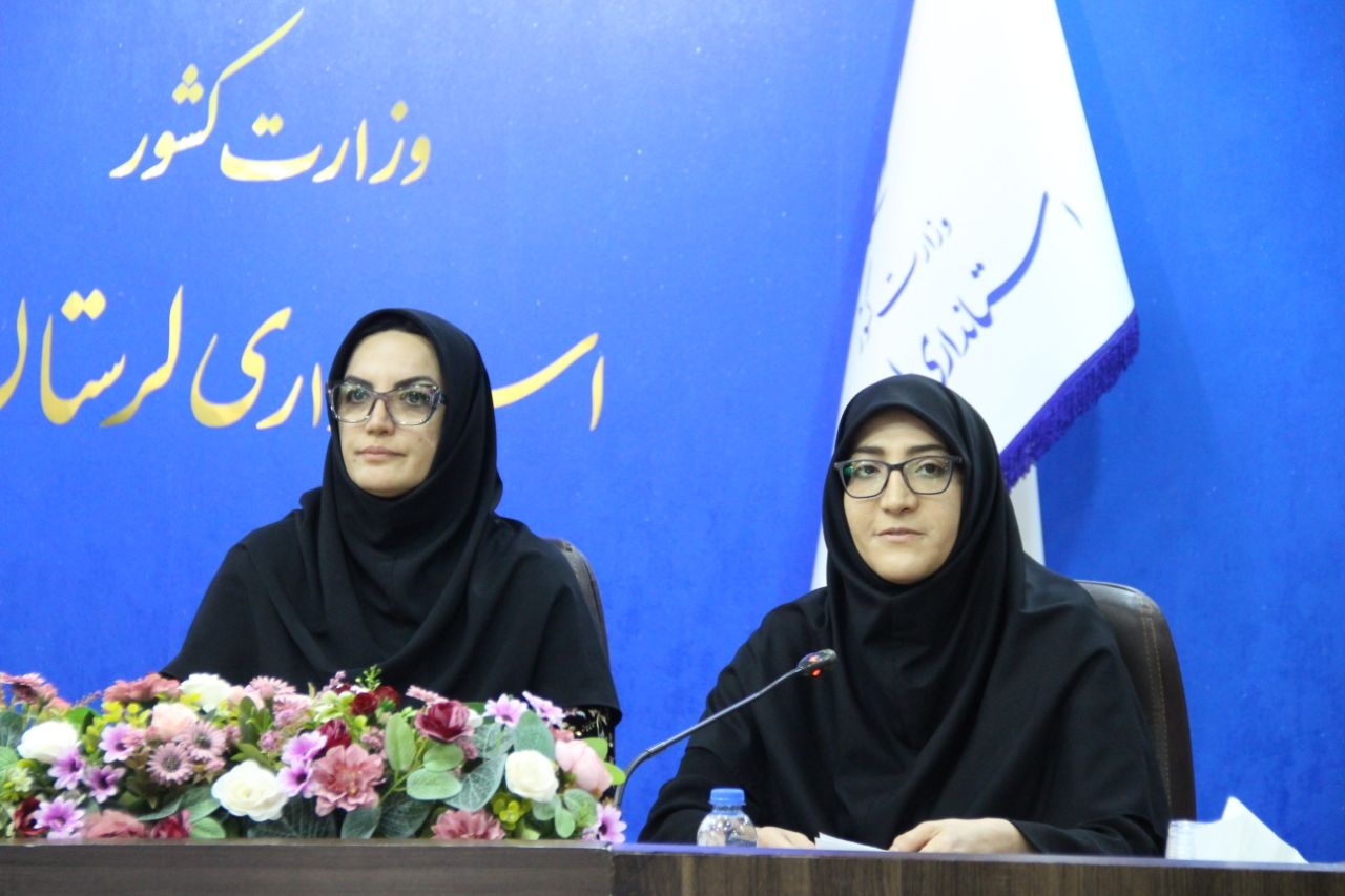 زنگ کتابخوانی در مدارس فعال میشود/ لرستان نیازمند توسعه کتابخانههای سیار