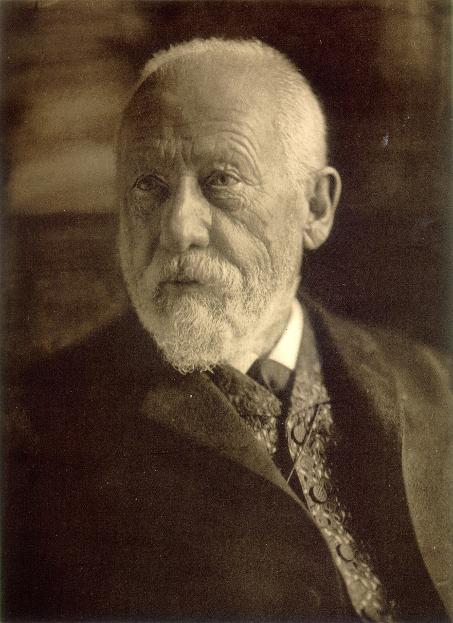 فرهنگ برآمده از زندگی است