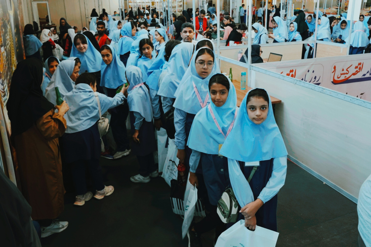 نمایشگاه کتاب کیش دائمی شود