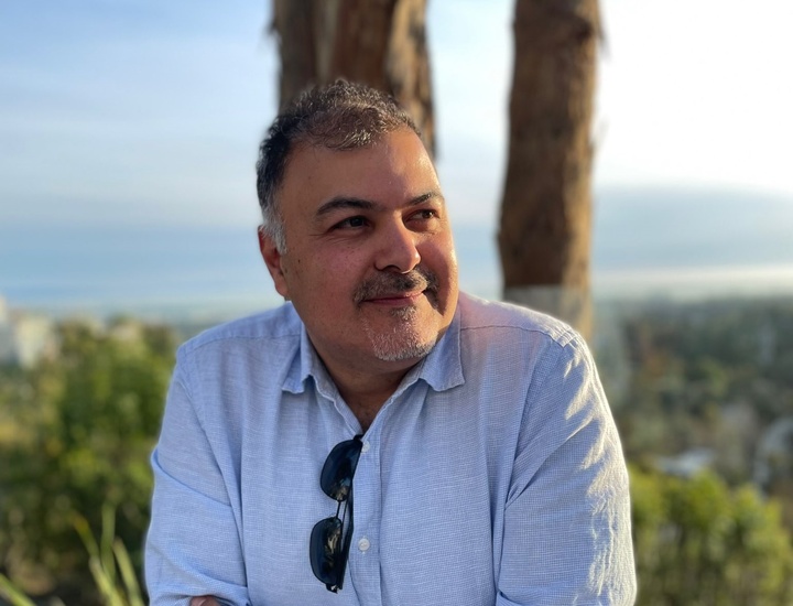 تاریخ‌نگار زمان خود