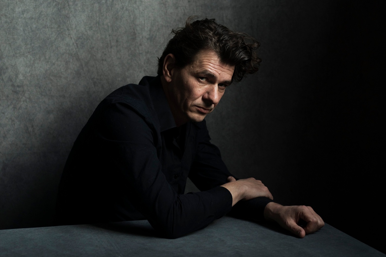 ورهولست مرگ را روندی مشترک از زوالی جمعی می‌داند