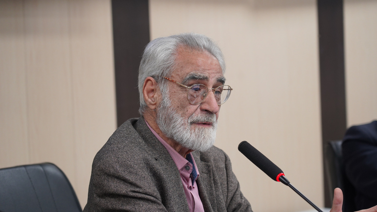 روح فرهنگ ایران حکمت است