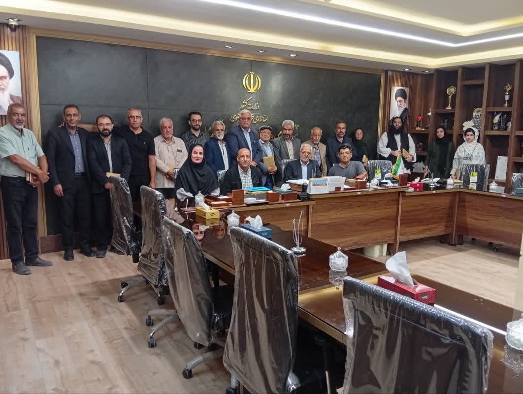 نواختن زنگ کتاب در فیضآباد/ برگزاری محفل ادبی چشمه در گلمکان