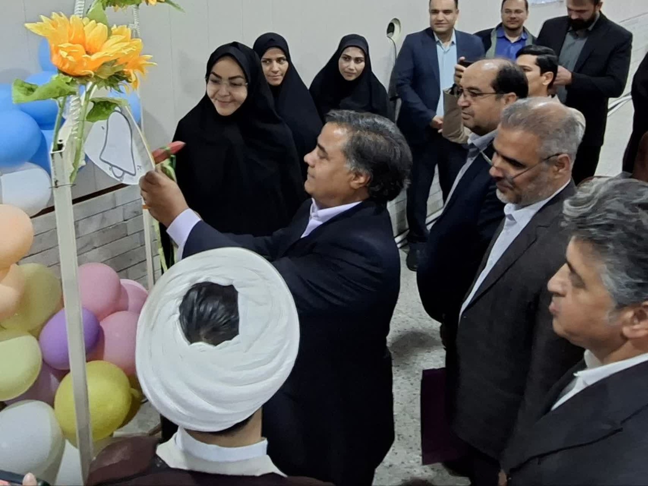 نواختن زنگ کتاب در فیضآباد/ برگزاری محفل ادبی چشمه در گلمکان