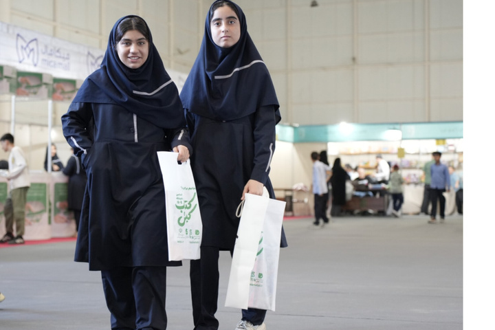 بیش از ۲۰ هزار جلد کتاب در نمایشگاه کیش به فروش رسید