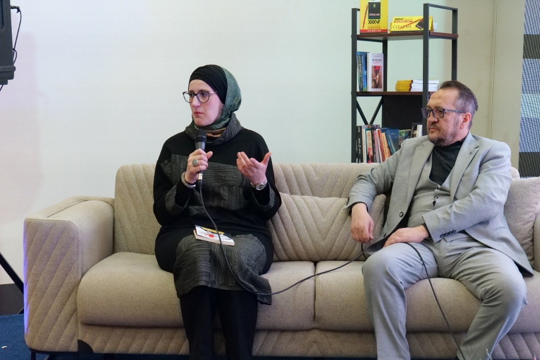 در این کتاب می‌توانیم زندگی خودمان، ترس‌ها و امیدهایمان را ببینیم