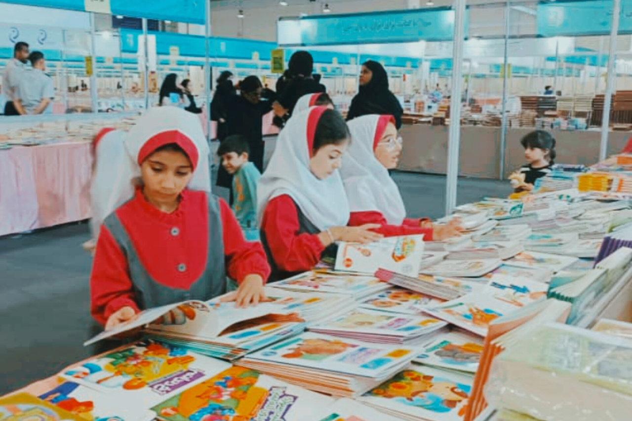 بالغ بر ۲۹ هزار نفر از نمایشگاه کتاب کیش بازدید کردند/ فروش ۳۱ هزار جلد کتاب