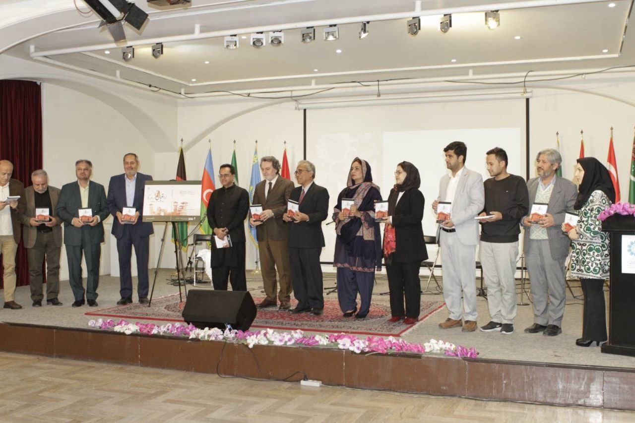 نشست بین‌المللی «دیپلماسی کتاب با طنین اقبال»