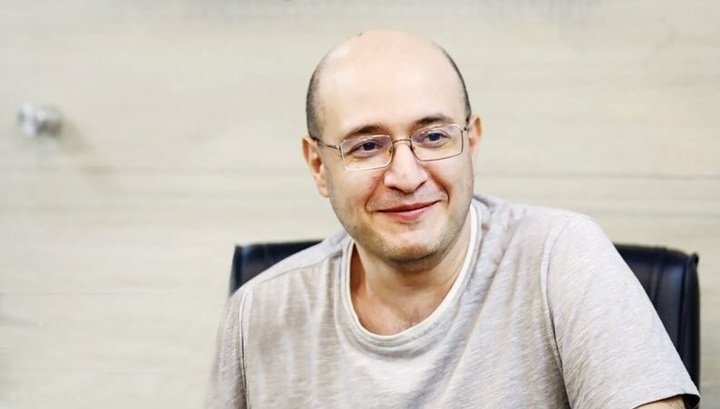 استوپارد در آثارش به‌شدت اخلاق‌محور است، آن هم با همان نگاه لیبرالیستی خاص خودش