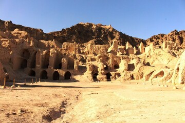 در کجای تاریخ ایستاده‌ایم؟