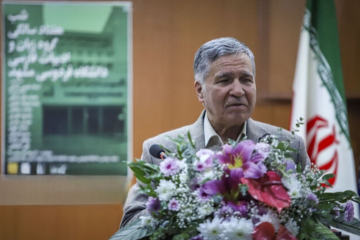 نگاه دانشکده ادبیات دانشگاه مشهد جهانی است/ مرور خاطرات اساتید گروه ادبیات