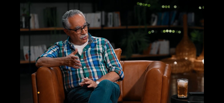 فرهاد توحیدی در «اکنون»: سریال «دایی جان ناپلئون» را حتماً ببینید چون یک کلاس درس  برای اقتباس است