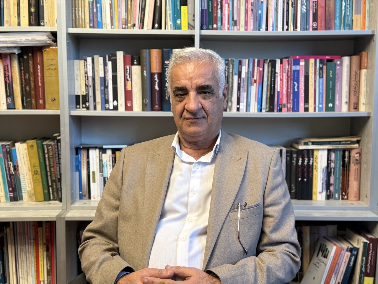 داوری اردکانی نسخه توسعه نمی‌پیچد